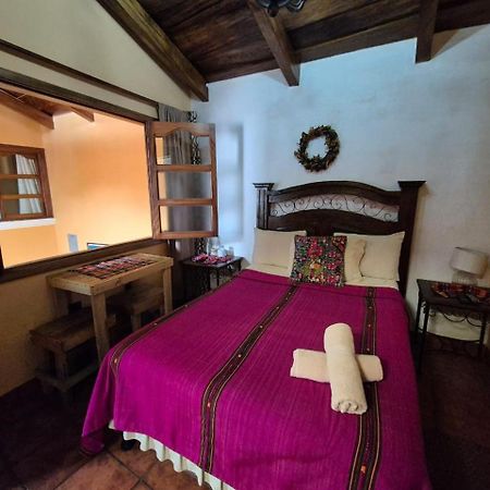 Hotel Casa Sofia Антигуа-Гватемала Экстерьер фото