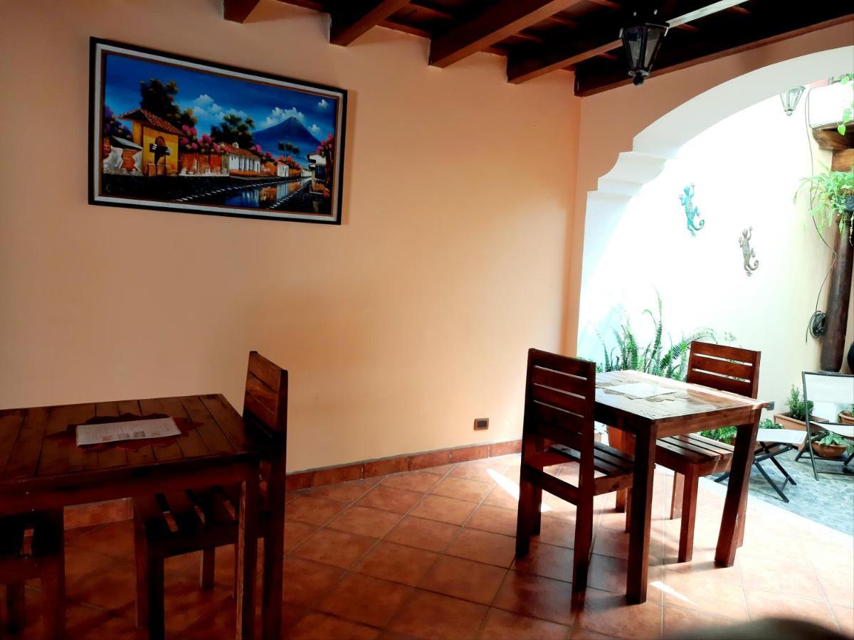 Hotel Casa Sofia Антигуа-Гватемала Экстерьер фото