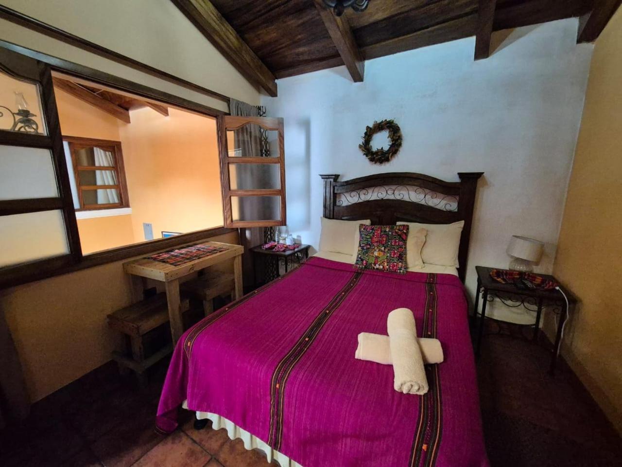 Hotel Casa Sofia Антигуа-Гватемала Экстерьер фото